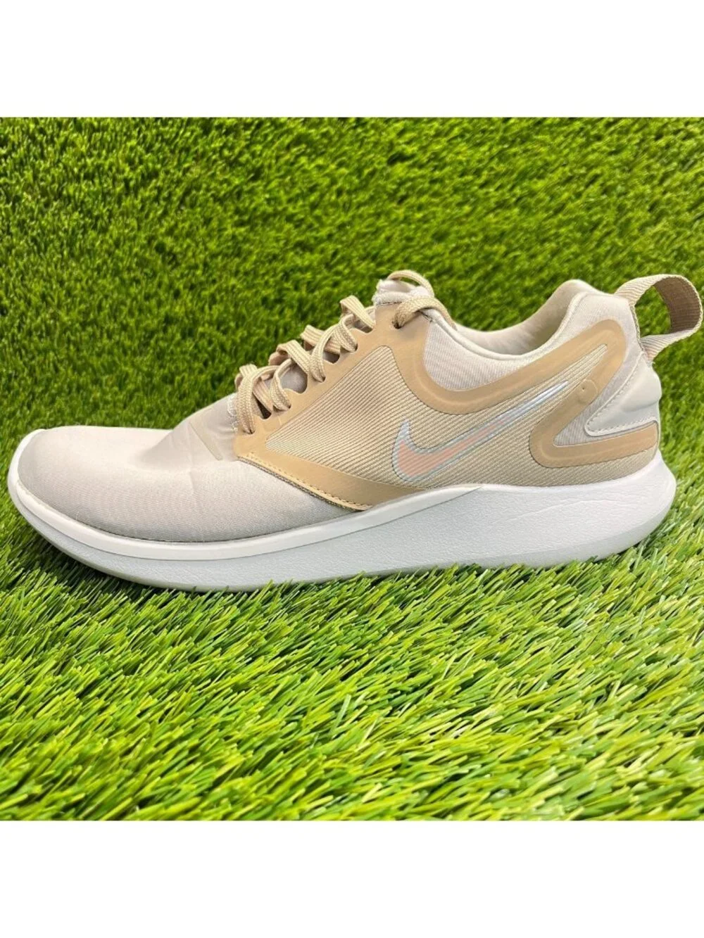 Nike please review